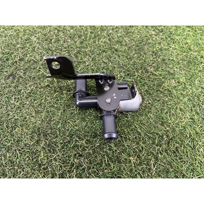 Клапан системы охлаждения (электрика / кнопки) Jeep Grand Cherokee WK2 2017 68252075AB