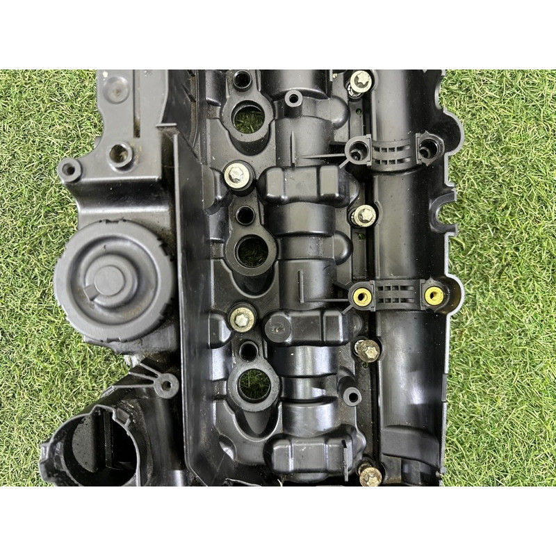 Крышка клапанов (двигатель и элементы) BMW 5-series F10 2011 2.0 N47N 11128589941