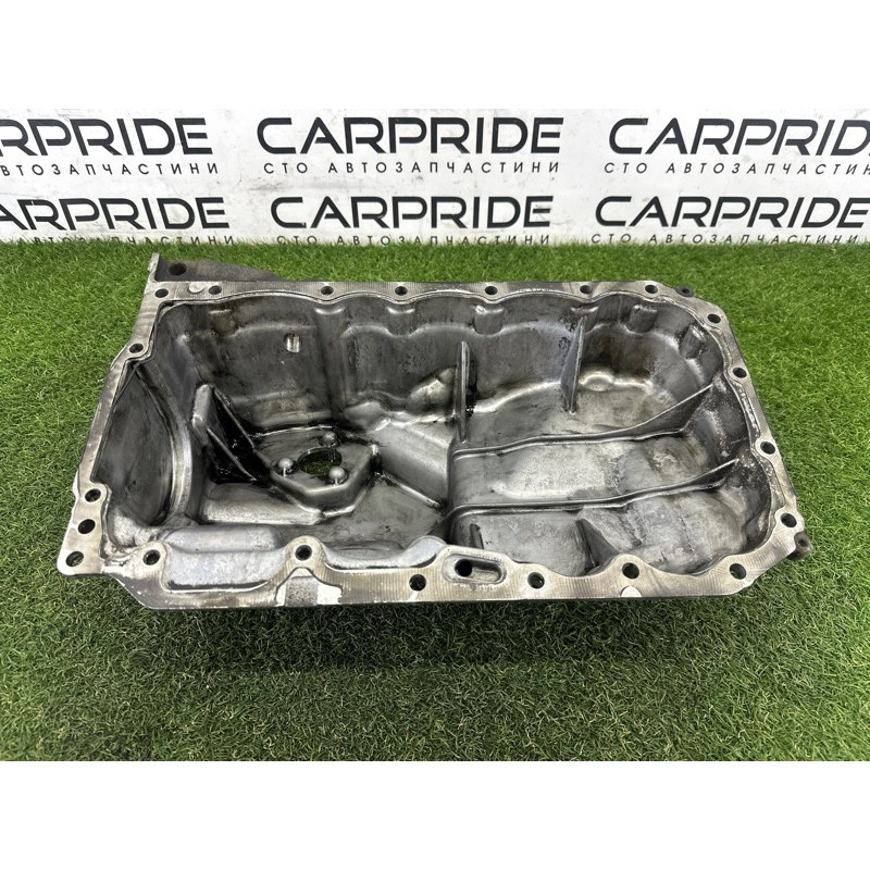 Піддон двигуна (двигун та елементи) BMW 5-series F10 2011 2.0 N47N 11137812360