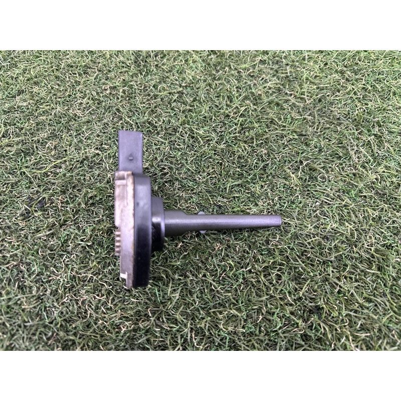 Датчик уровня масла (электрика двигателя) BMW 5-series F10 2011 2.0 N47N 12617508003