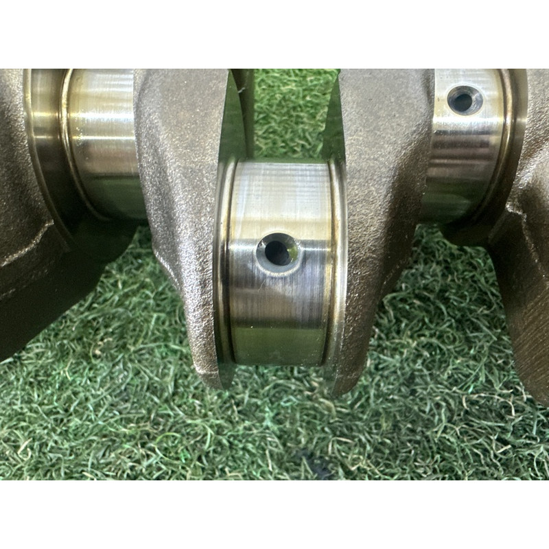 Коленвал (двигатель и элементы) AUDI A4 B9 2017 2.0 DBPA 06L105101F