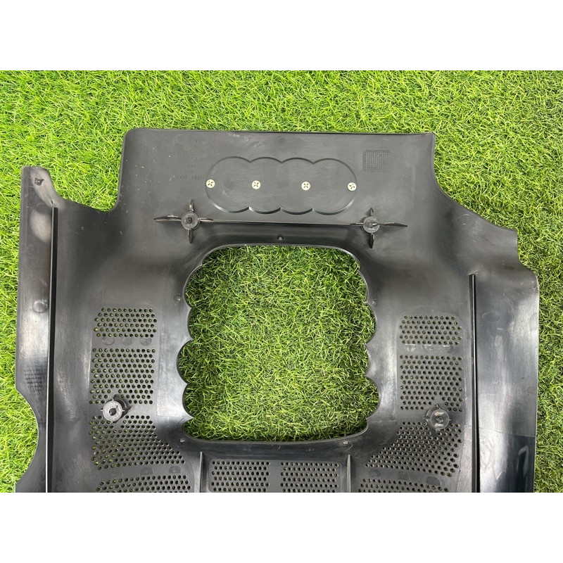 Декоративная крышка двигателя (двигатель и элементы) AUDI A4 B6 2.4BDV 078103927AH