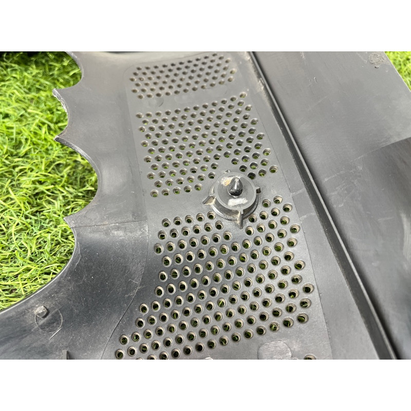 Декоративная крышка двигателя (двигатель и элементы) AUDI A4 B6 2.4BDV 078103927AH