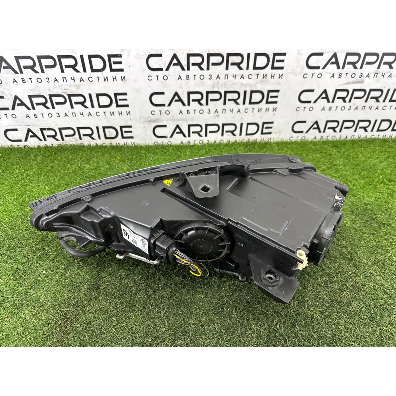 Фара (оптика) AUDI A3 8V 2016 1.8 CNSB 8V0941044B