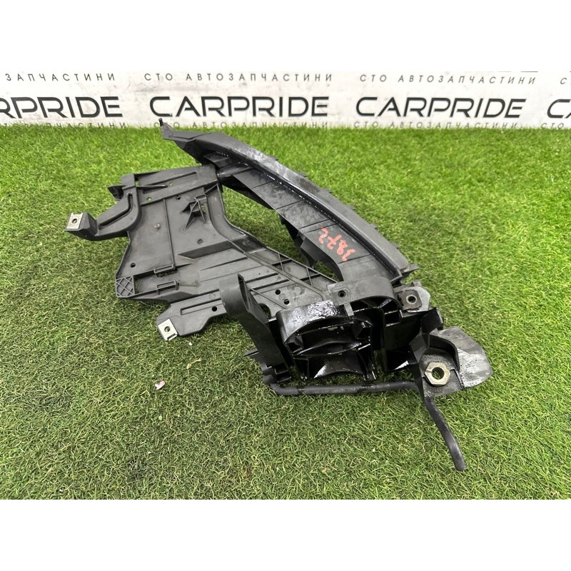 Кронштейн фары (кузов и элементы) AUDI A4 B8 2010 2.0 CAEB 8K0805607C