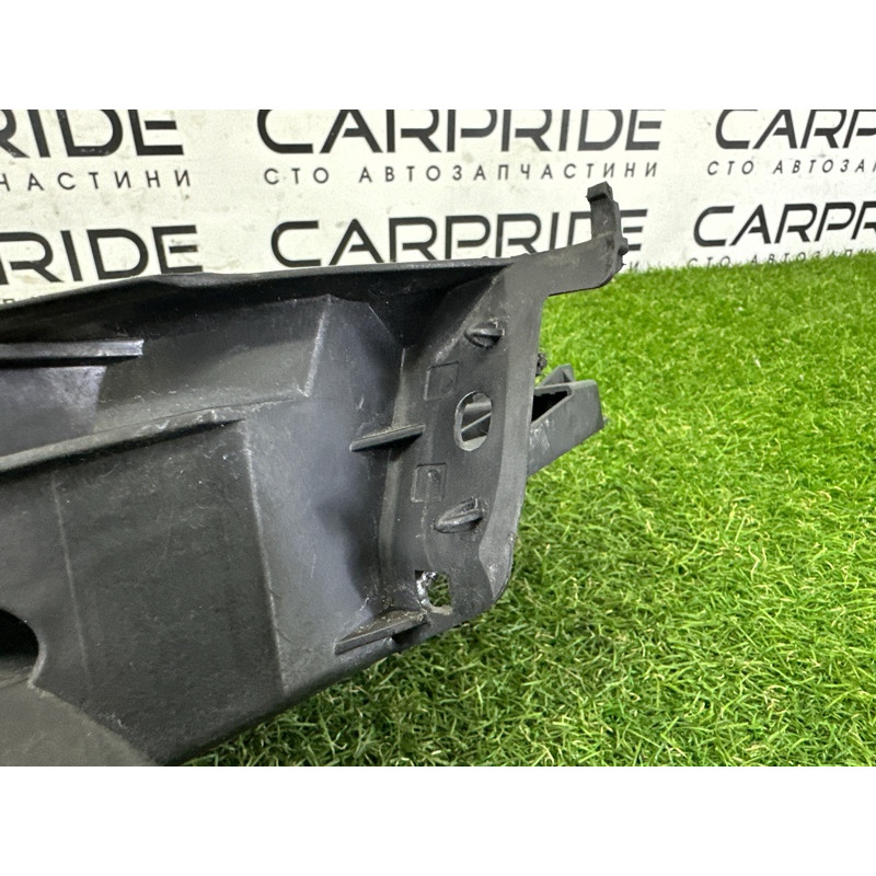 Кронштейн фары (кузов и элементы) AUDI A4 B8 2010 2.0 CAEB 8K0805607C