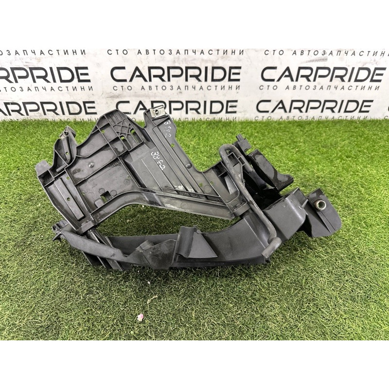 Кронштейн фары (кузов и элементы) AUDI A4 B8 2010 2.0 CAEB 8K0805607C