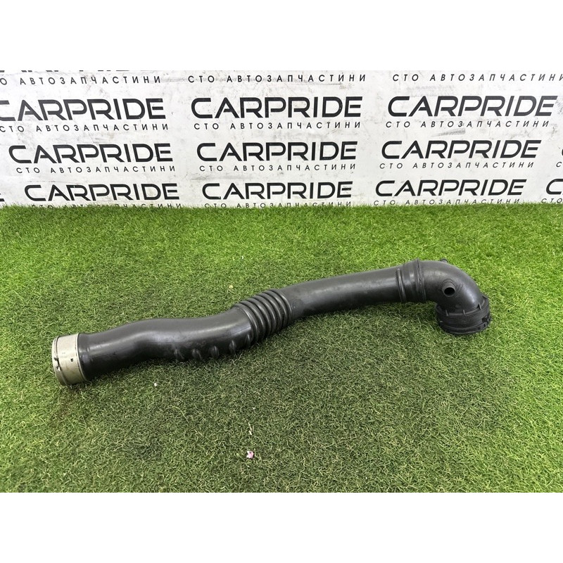 Патрубок інтеркулера (двигун та елементи) BMW 3-series F30 2013 2.0 13717605044