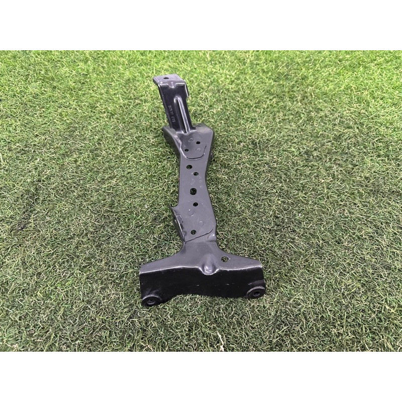 Крепление крыла (кузов и элементы) AUDI A3 8V 2016 1.8 CNSB 8V0821135C