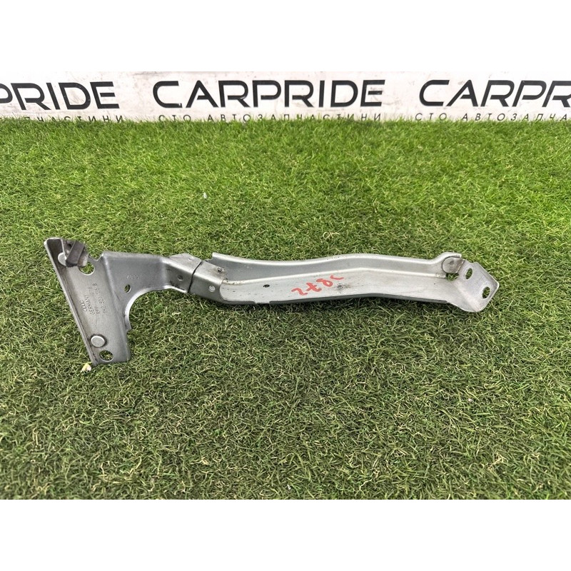 Крепление крыла (кузов и элементы) AUDI A4 B8 2010 2.0 CAEB 8K0821136M