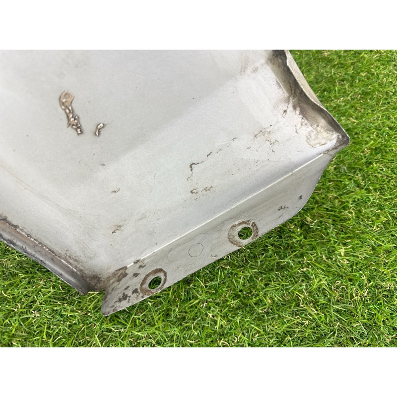 Крыло (наружные элементы кузова) AUDI A4 B8 2010 2.0 CAEB 8K0821106A