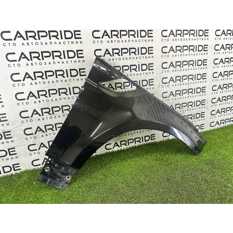 Крило (наружные элементы кузова) LAND ROVER RANGE ROVER Sport L494 2016 3.0 Diesel LR061823