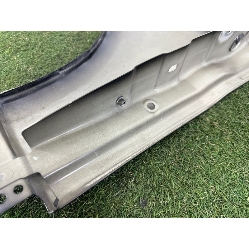 Крило (наружные элементы кузова) LAND ROVER RANGE ROVER Sport L494 2016 3.0 Diesel LR061823