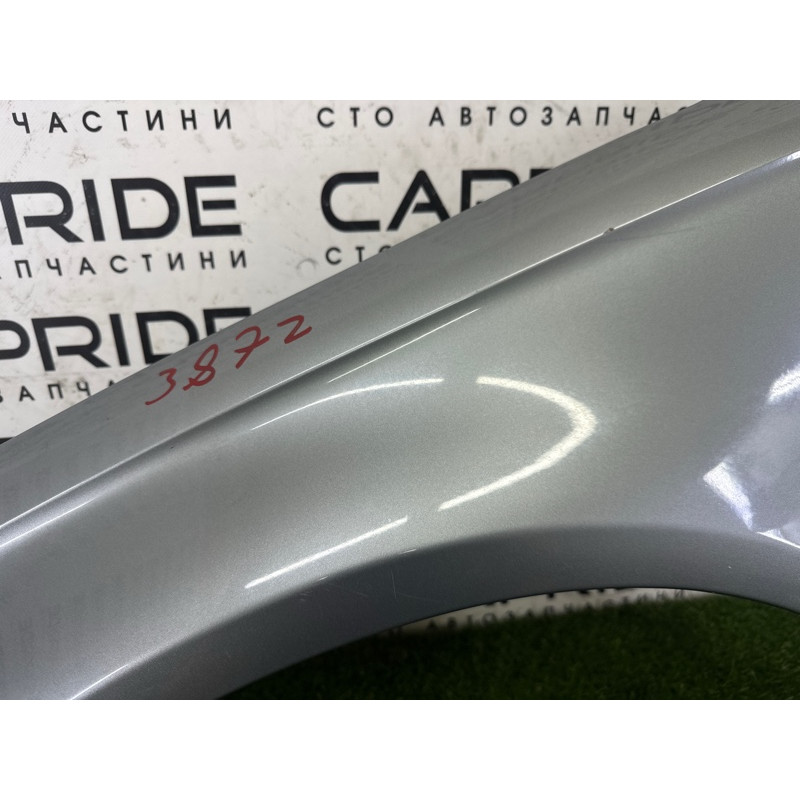 Крыло (наружные элементы кузова) AUDI A4 B8 2010 2.0 CAEB 8K0821105A