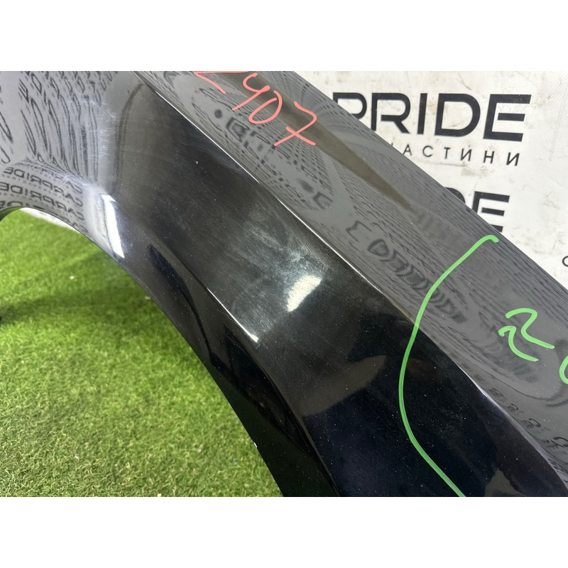 Крыло (наружные элементы кузова) AUDI Q5 8R 2010 3.2 CALB 8R0821106