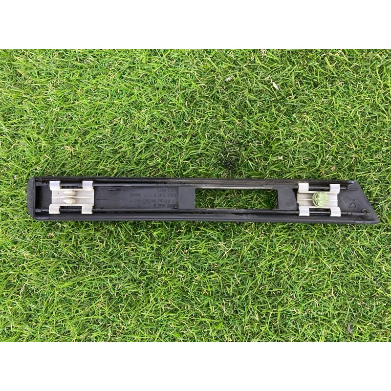 Молдинг крыла (кузов и элементы) BMW 7-series E38 51138165220
