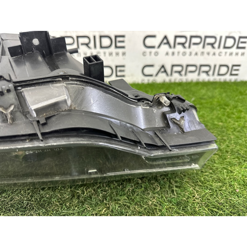 Фара (оптика - оптика) BMW 3-series F30 2013 2.0 63117338709