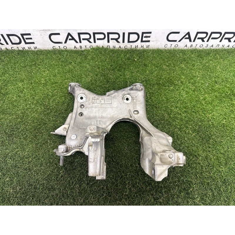 Кронштейн подрамника (подвеска) AUDI Q5 FY 2018 2.0 DAYB 80A399296R