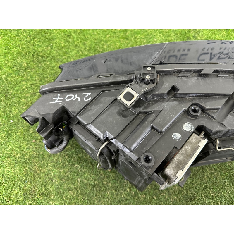 Фара (оптика) AUDI Q5 8R 2010 3.2 CALB 8R0941029AH