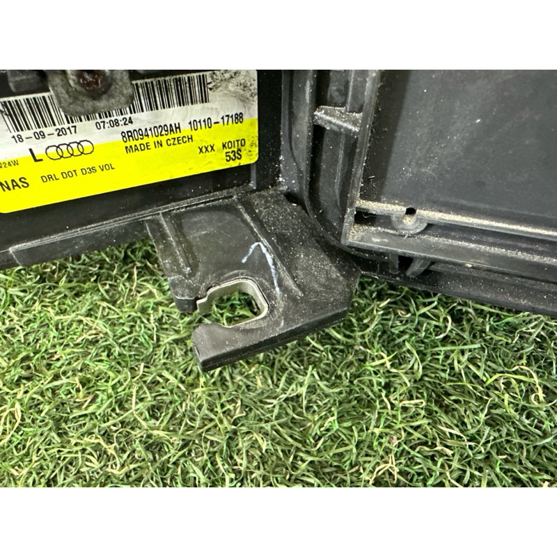 Фара (оптика) AUDI Q5 8R 2010 3.2 CALB 8R0941029AH