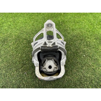 Подушка двигателя