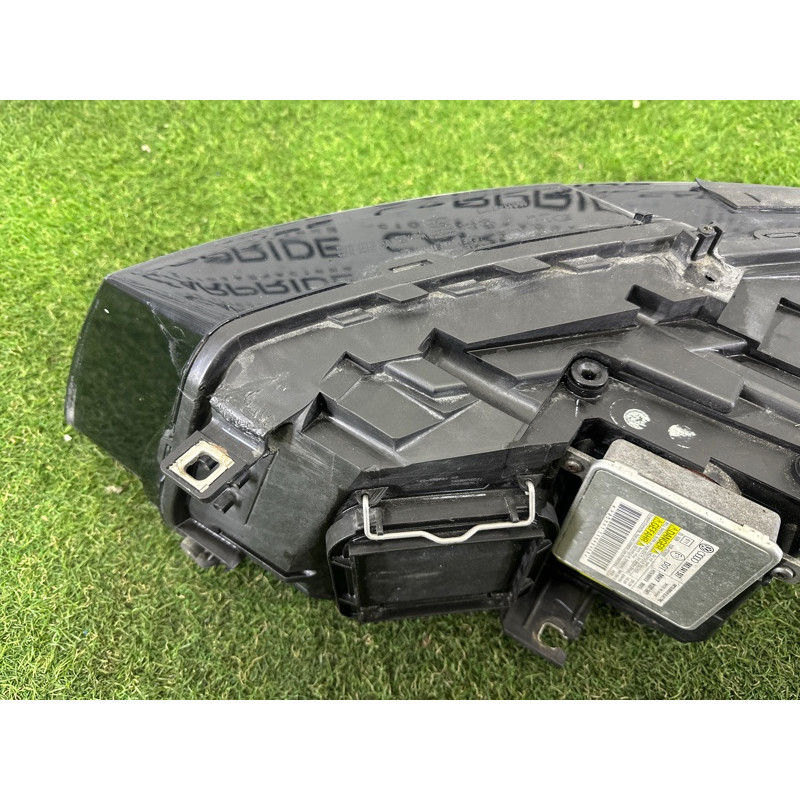 Фара (оптика) AUDI Q5 8R 2010 3.2 CALB 8R0941030AH