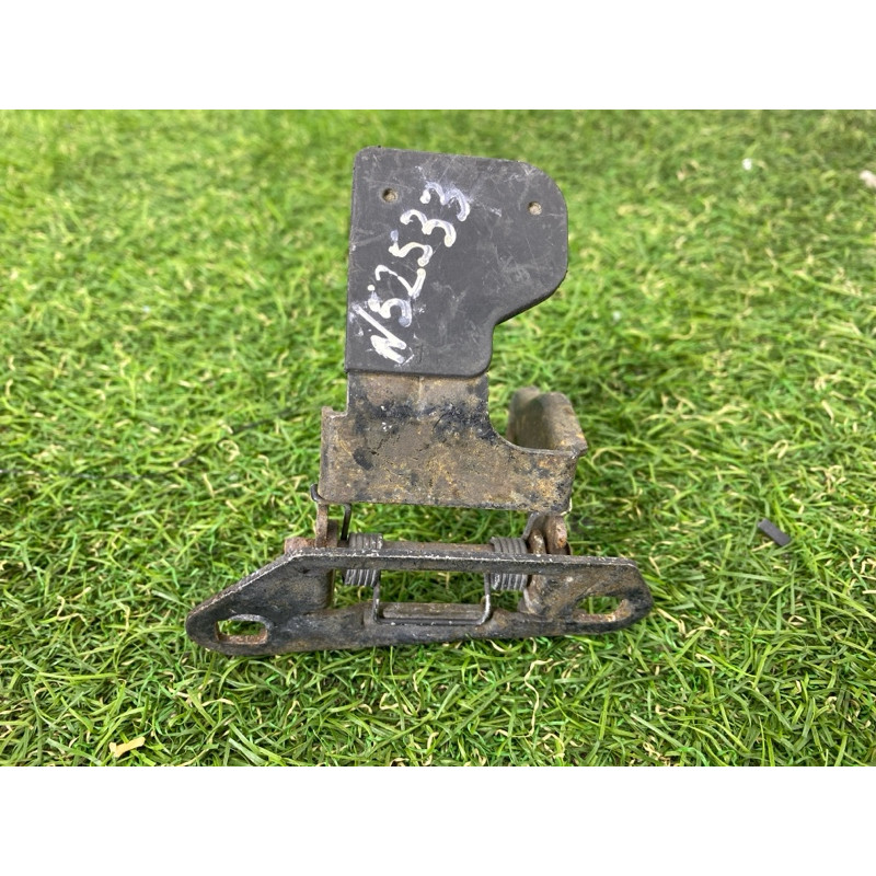 Замок капота (кузов і елементи) Land Rover Discovery 3