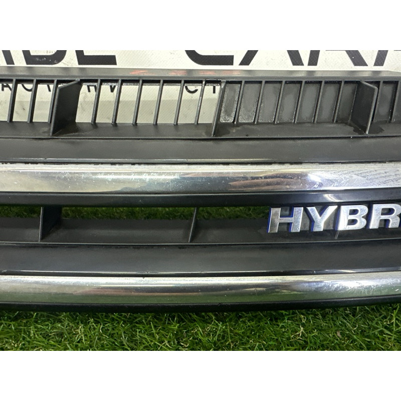 Решетка радиатора (наружные элементы кузова) Volkswagen Touareg NF 2012 3.0 Hybrid CGFA 7P6853651AZLL