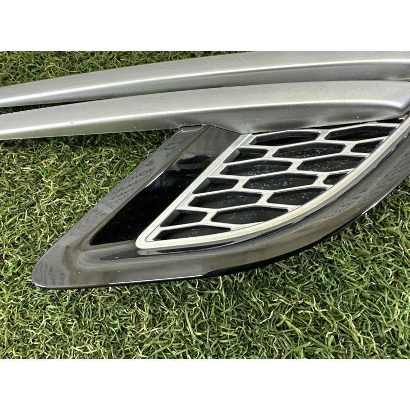 Молдинг крила (кузов и элементы) LAND ROVER RANGE ROVER Sport L494 2016 3.0 Diesel LR106235