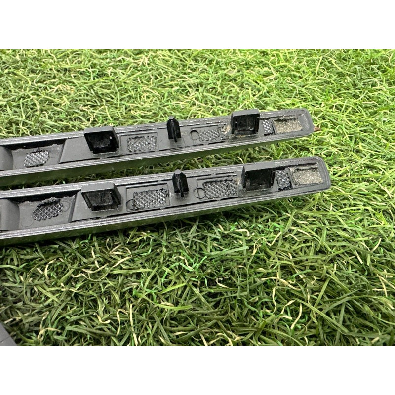 Молдинг крила (кузов и элементы) LAND ROVER RANGE ROVER Sport L494 2016 3.0 Diesel LR106235