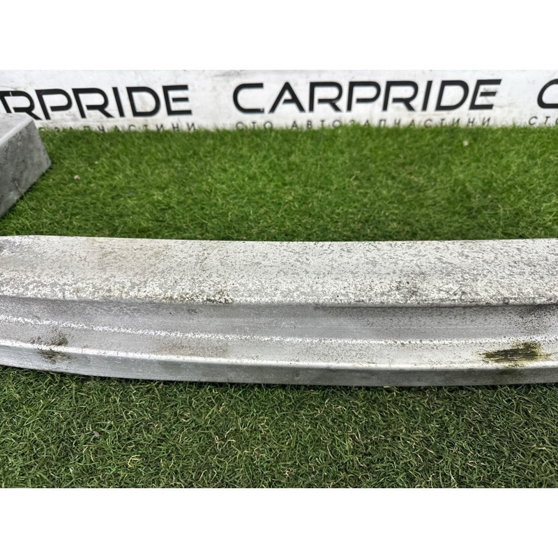 Усилитель бампера (наружные элементы кузова) AUDI Q5 8R 2010 3.2 CALB 8R0807313B