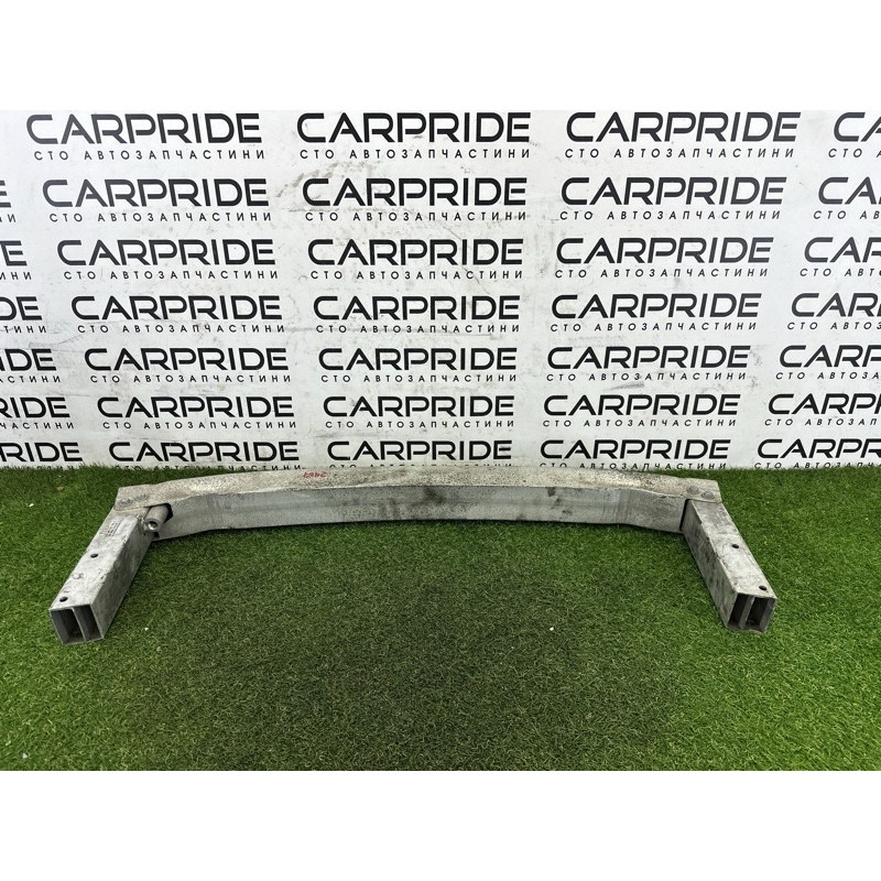 Усилитель бампера (наружные элементы кузова) AUDI Q5 8R 2010 3.2 CALB 8R0807313B