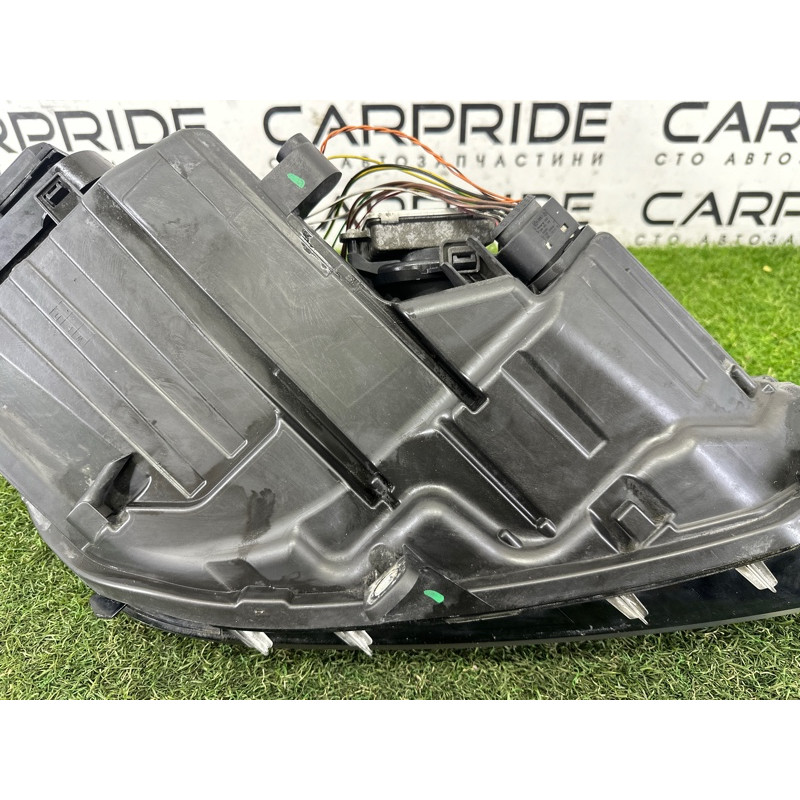 Фара (оптика) Volkswagen Touareg NF 2012 3.0 Hybrid CGFA 7P1941751A