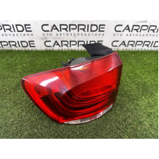 Задний фонарь