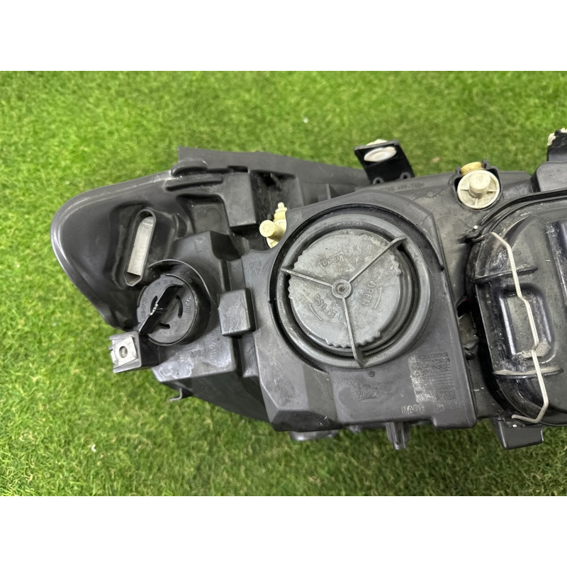 Фара (оптика) BMW X1 E84 2014 2.0 63117290237