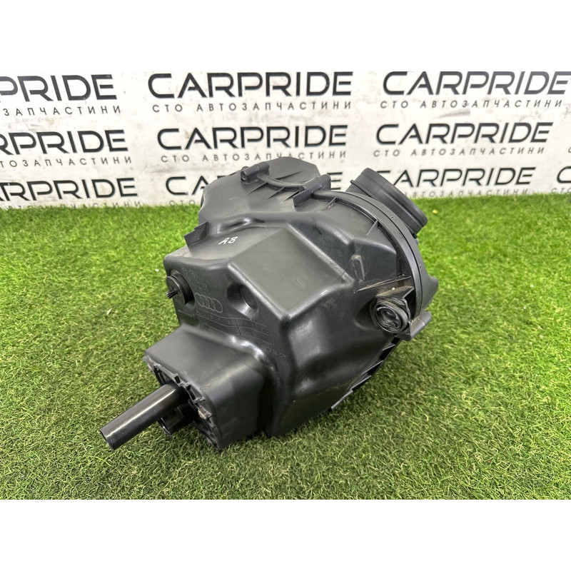 Корпус воздушного фильтра (впускная система) AUDI A8 D4 2011 4.2 CDRA 4H0133824L