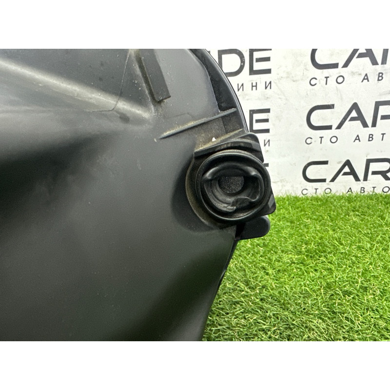 Корпус воздушного фильтра (впускная система) AUDI A8 D4 2011 4.2 CDRA 4H0133824L