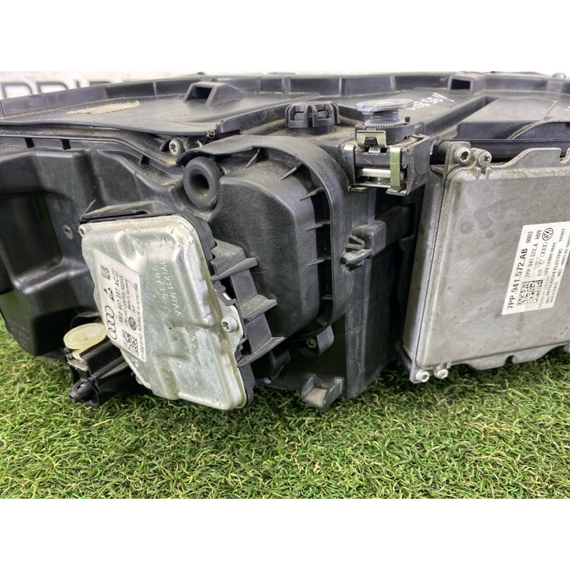 Фара (оптика) AUDI Q7 4M 2017 3.0 CREC 4M0941773B