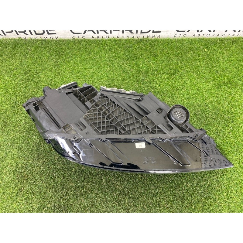 Фара (оптика) AUDI Q7 4M 2017 3.0 CREC 4M0941773B