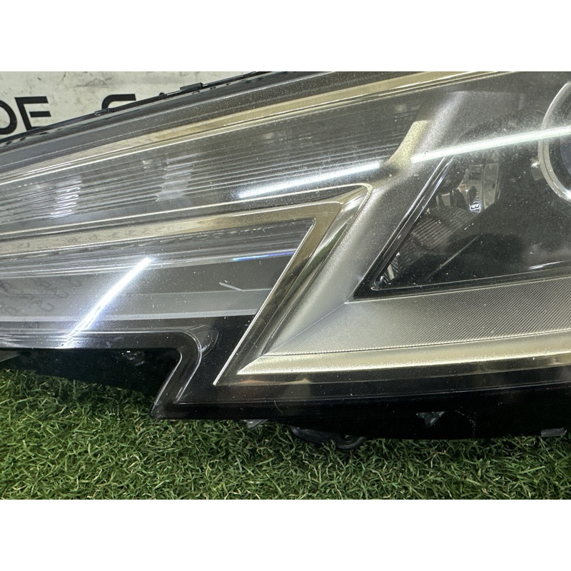 Фара (оптика) AUDI A4 B9 2018 2.0 DBPA 8W0941043B