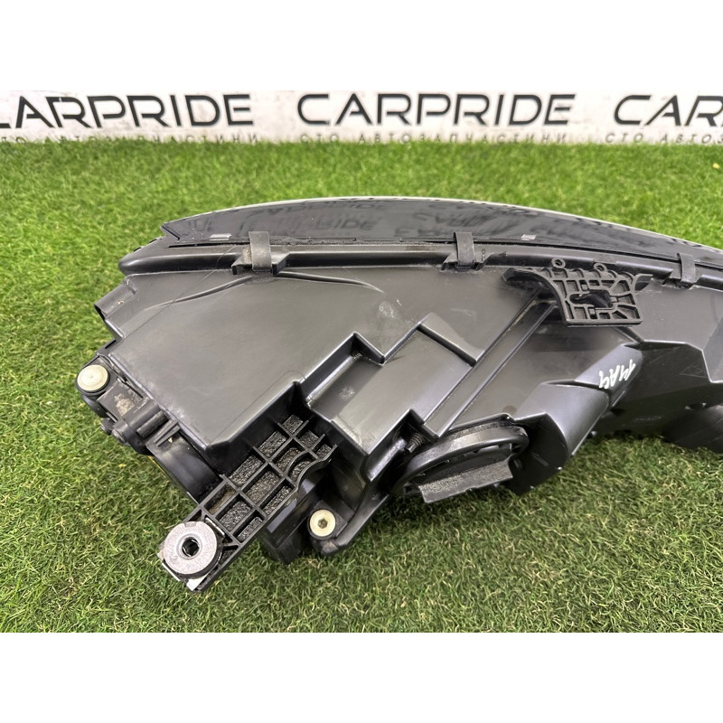 Фара (оптика) AUDI A4 B9 2018 2.0 DBPA 8W0941043B