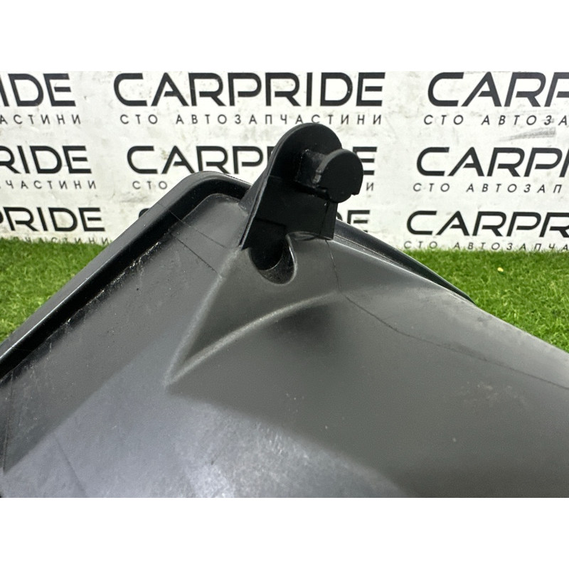 Корпус воздушного фильтра (впускная система) AUDI A4 B9 2018 2.0 DBPA 8W0133837Q