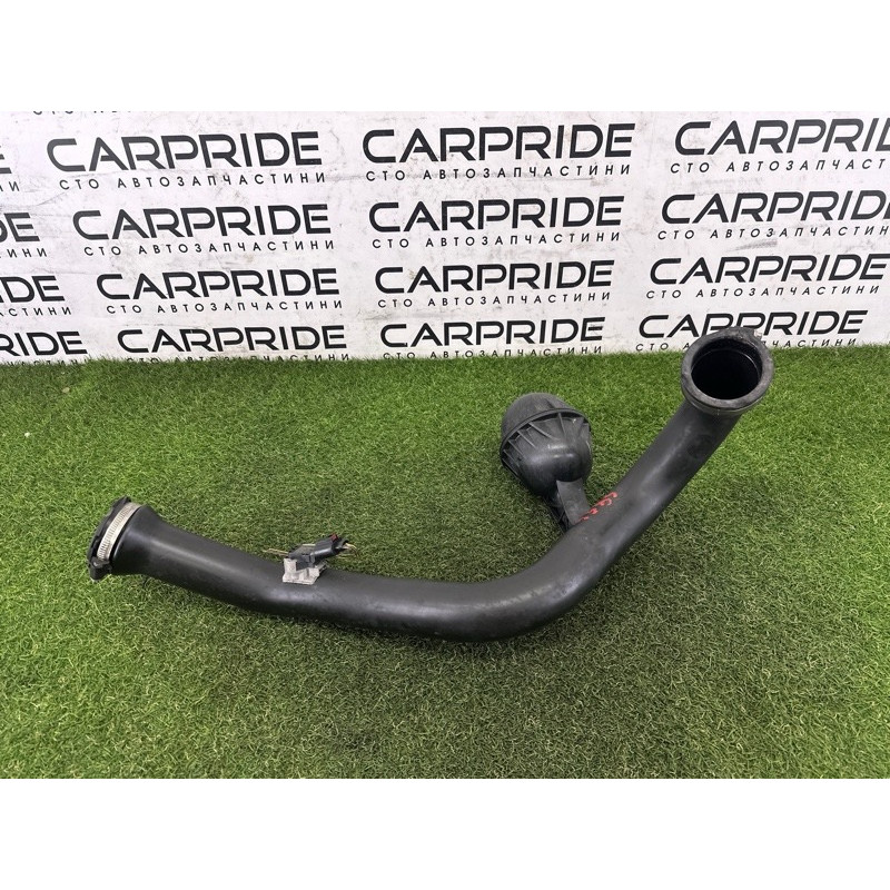 Патрубок интеркулера (двигатель и элементы) AUDI A4 B9 2018 2.0 DBPA 8W0145673L