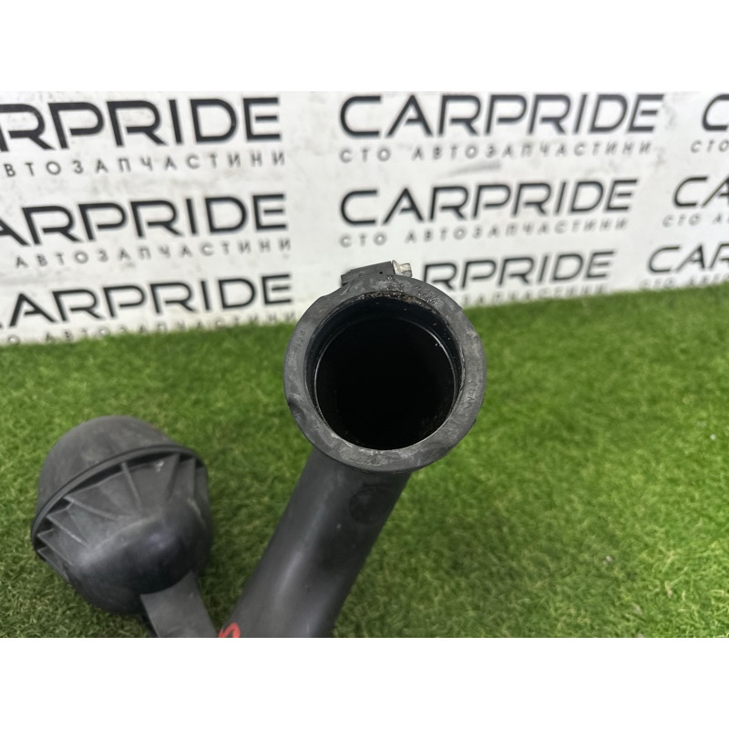 Патрубок интеркулера (двигатель и элементы) AUDI A4 B9 2018 2.0 DBPA 8W0145673L