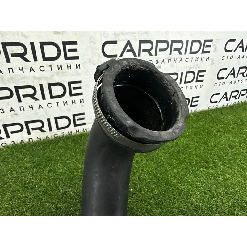 Патрубок интеркулера (двигатель и элементы) AUDI A4 B9 2018 2.0 DBPA 8W0145673L