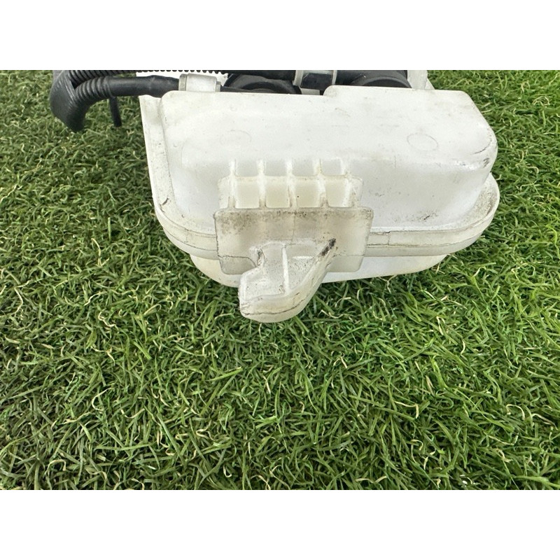 Бачок омывателя (кузов и элементы) BMW X3 F25 2012 3.0 61667255827