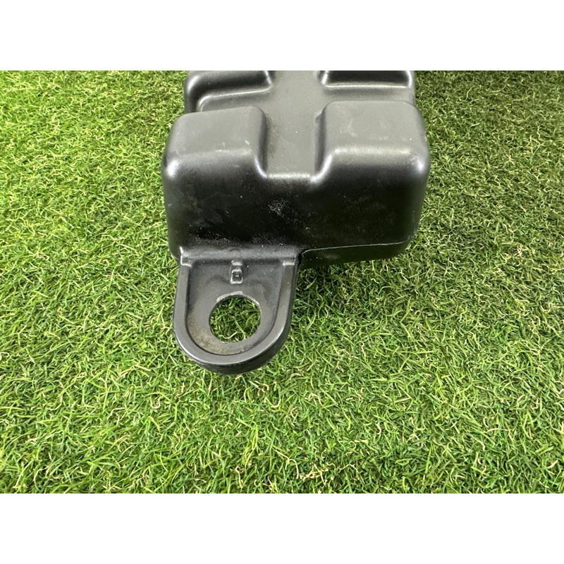 Резонатор воздушный (впускная система) Jeep Grand Cherokee WK2 2018 3.6 68251622AD