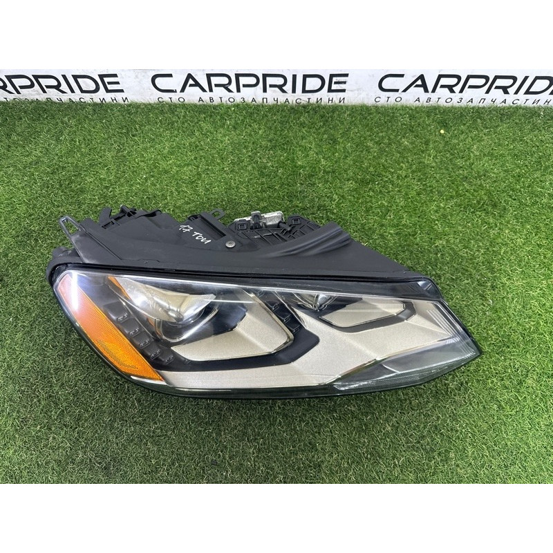 Фара (оптика) Volkswagen Touareg NF 2012 3.0 Hybrid CGFA 7P1941752A