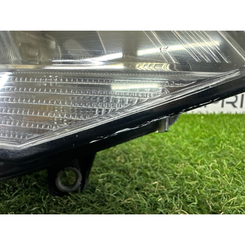 Фара (оптика) Volkswagen Touareg NF 2012 3.0 Hybrid CGFA 7P1941752A