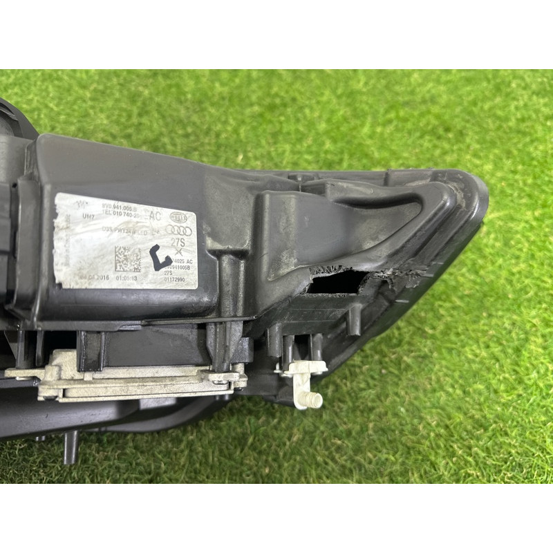 Фара (оптика) AUDI A3 8V 2016 1.8 CNSB 8V0941043B